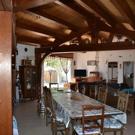 Noirmoutier : Location De Pour 8 Personnes A 펜션 Barbâtre