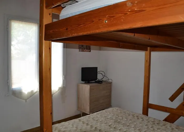 Nyaraló Noirmoutier : Location De Pour 8 Personnes A Barbâtre